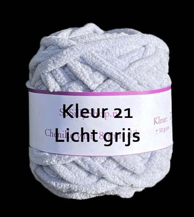 Chenille fluffy yarns 8 mm dik 45 grams
