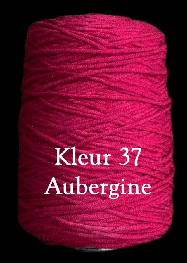 Tufting Yarns 400 gram 8 draads dik