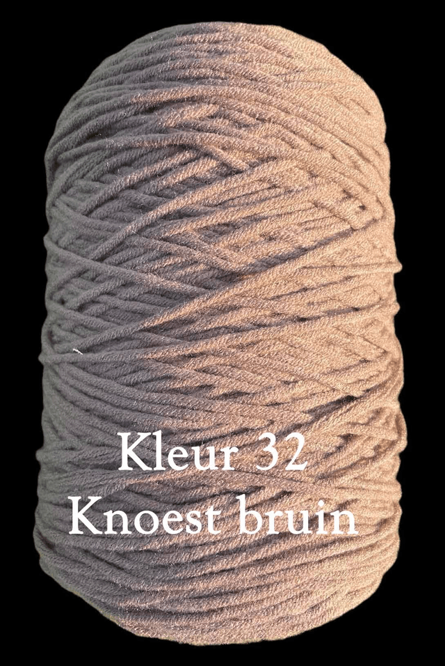 Tufting Yarns 400 gram 8 draads dik