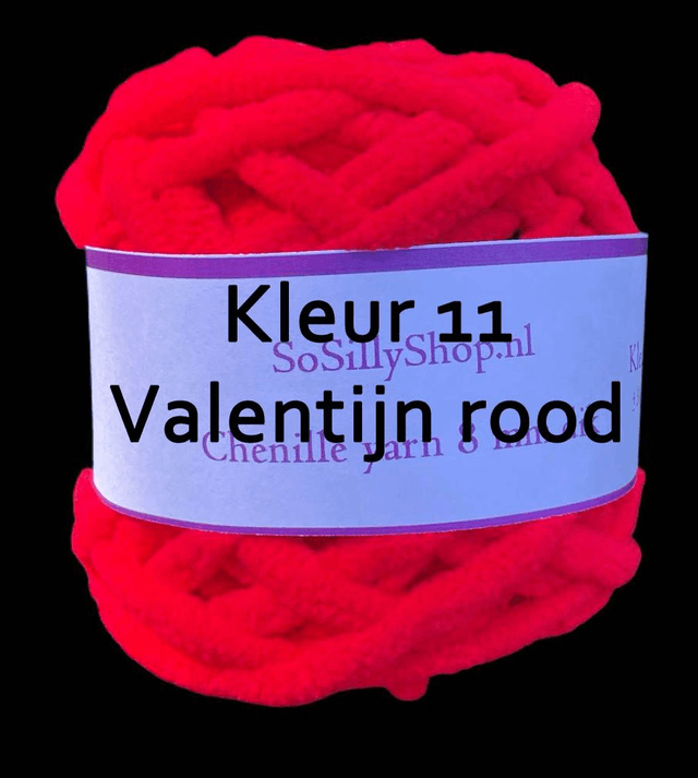 Chenille fluffy yarns 8 mm dik 45 grams